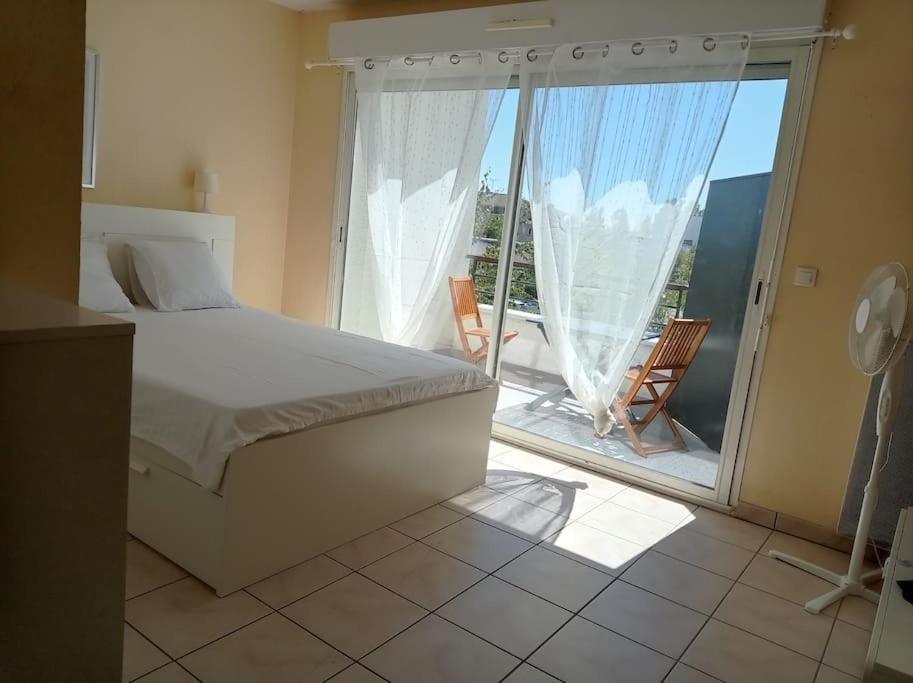 Studio Sur La Plage Des Dagueys Libourne Exteriér fotografie